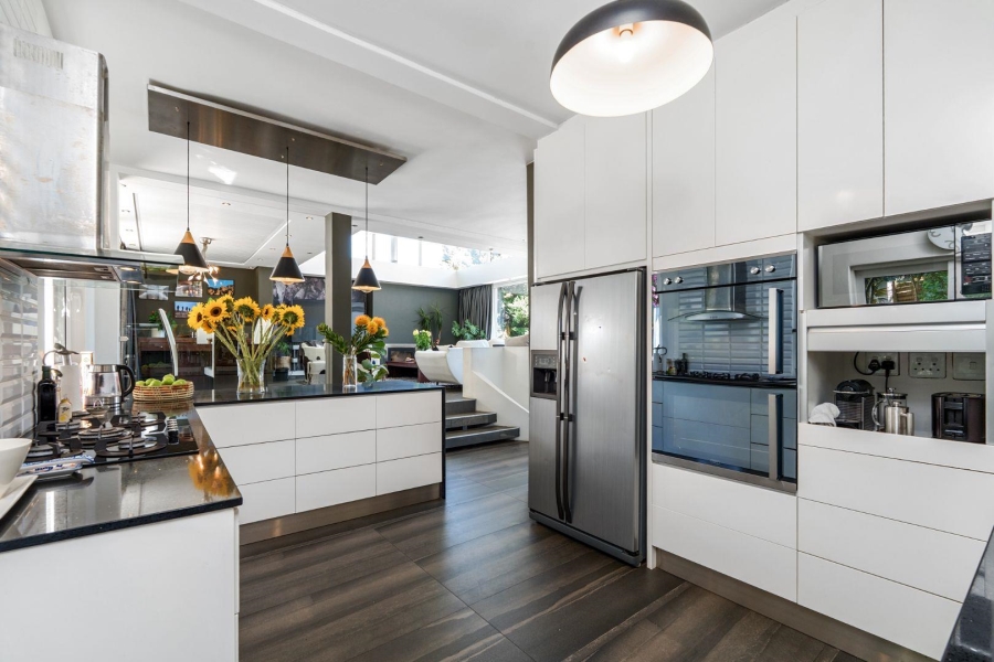 4 Bedroom Property for Sale in Tamboerskloof Western Cape